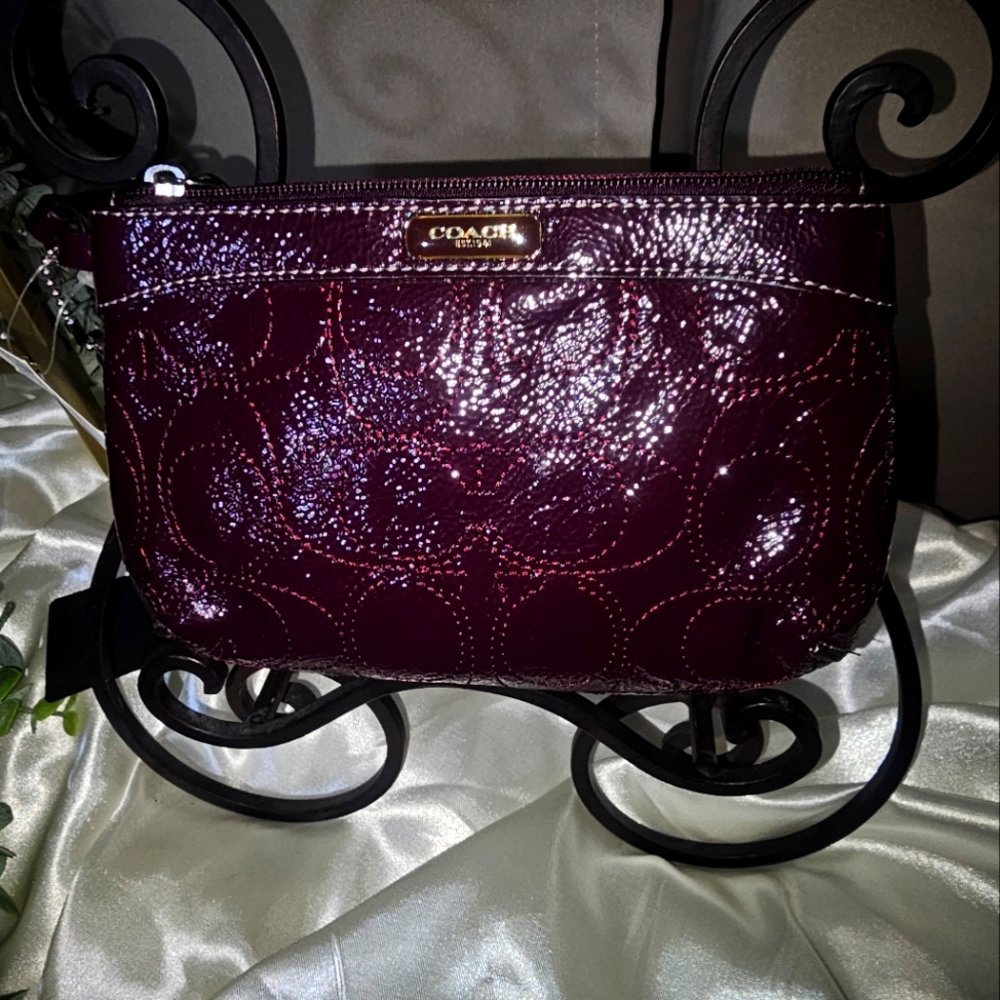 NWT Coach Purple Patent Leather Wristlet